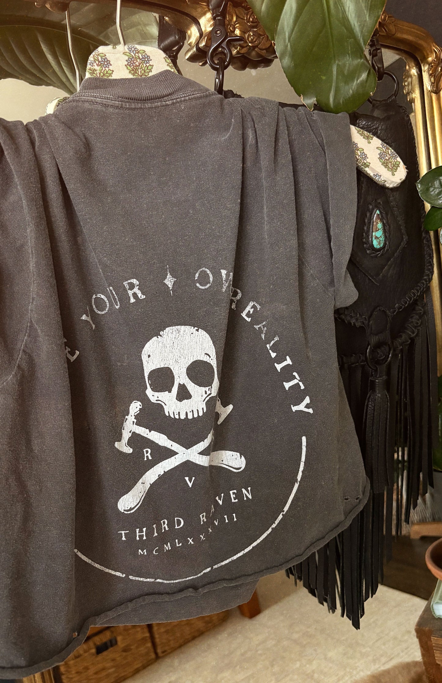 Third Raven Graphic Crop Tee